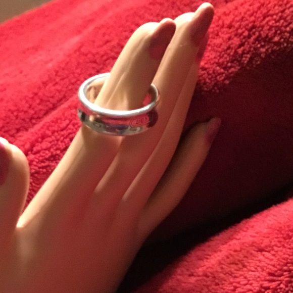 Tiffany&co Classic round Sterling Silver T&C ring size 5 to5 1/2 - Picture 2 of 4